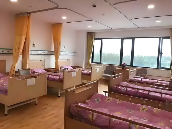 大专学历能迁深户么_电影《戏台》预测票房超3亿 下去连现了场工作人员都看不