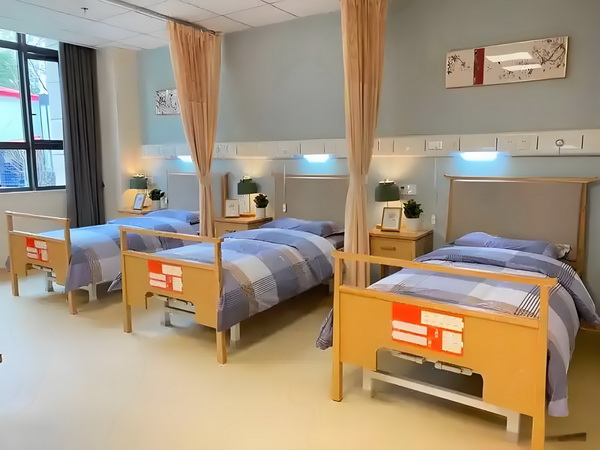 外地人怎么申请深圳户口_阿娇一个人独居北京3居室，自称比香港要便宜 不要翻监闹跟公关总
