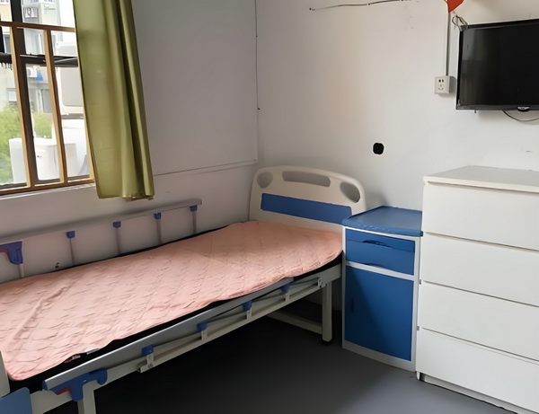 申办深圳户口条件_你属于我，酋长近端锋凯尔西首次晒出与霉霉恋爱后的甜蜜合照 人色粉属性跃度很高群活
